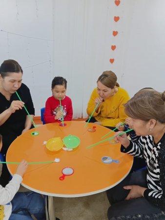 "Емдейтін ойындар"